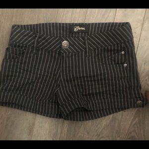 Guess Short Shorts black w/white pinstripe size S